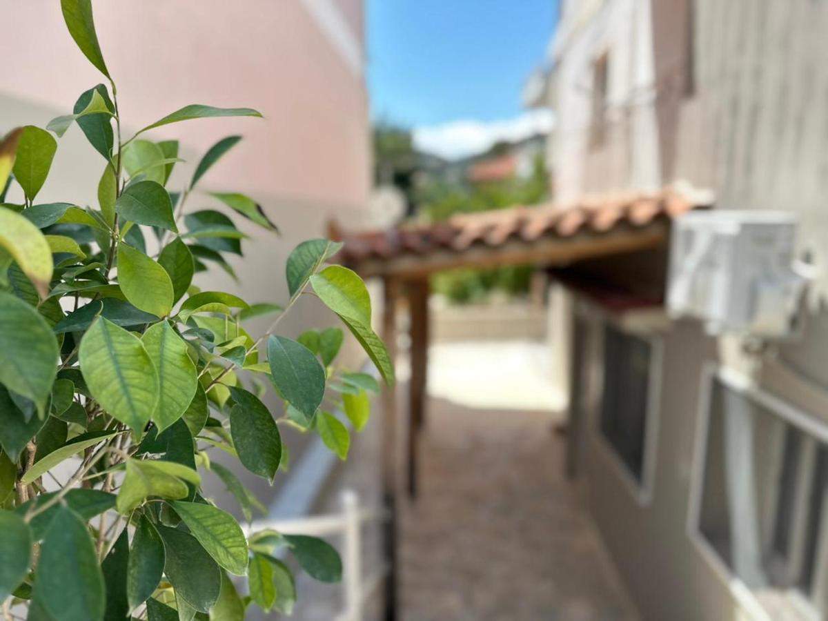 La Vita Apartments-Near Airport & Sea 阿特米达 外观 照片