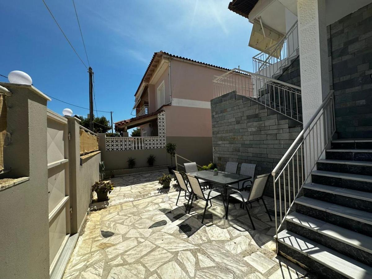 La Vita Apartments-Near Airport & Sea 阿特米达 外观 照片