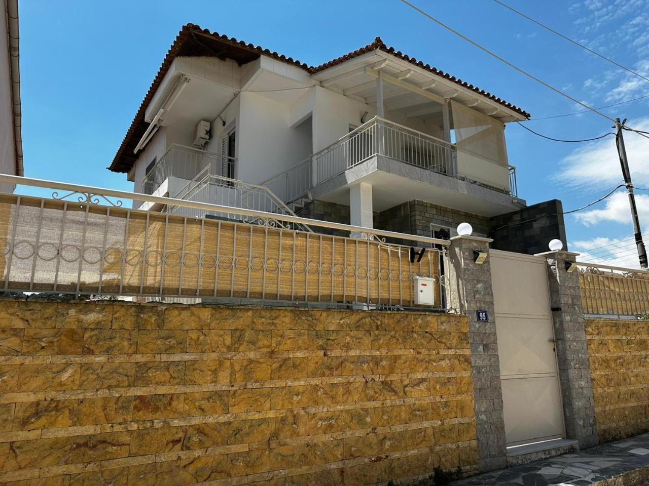 La Vita Apartments-Near Airport & Sea 阿特米达 客房 照片
